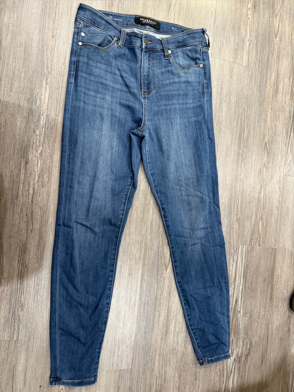 Liverpool Women’s Skinny Jeans in Blue Wash
